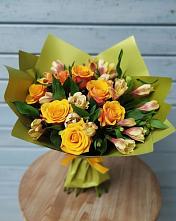 Букет цветов из:  Альстромерии и Розы в Розовке