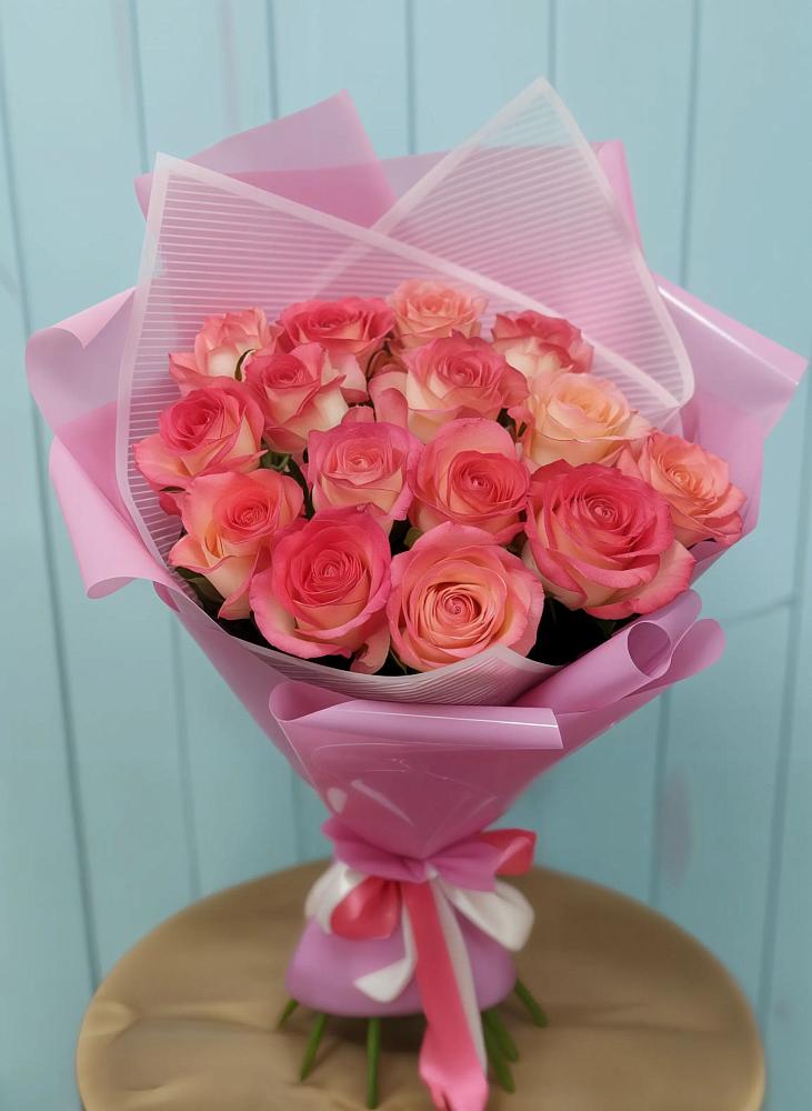 Букет 15 Розовых роз Равель в Розовке
