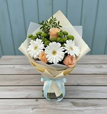Букет цветов из:  Герберы, Розы и Хризантемы в Розовке